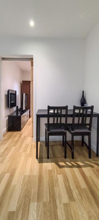 Entire Town Centre 2 Bedroom Apartment Very Close To Beach Μπόρνμουθ Εξωτερικό φωτογραφία